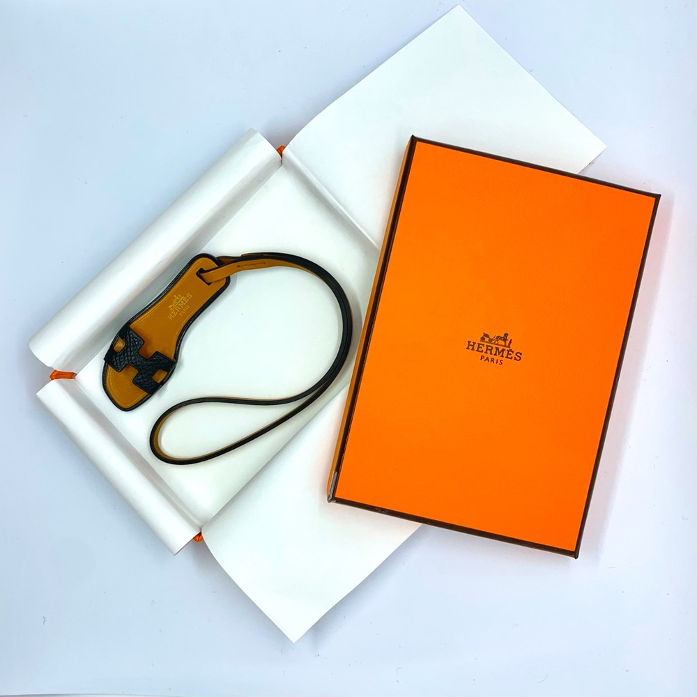 BNIB rare Hermes Oran Nano bag charm Black Epsom